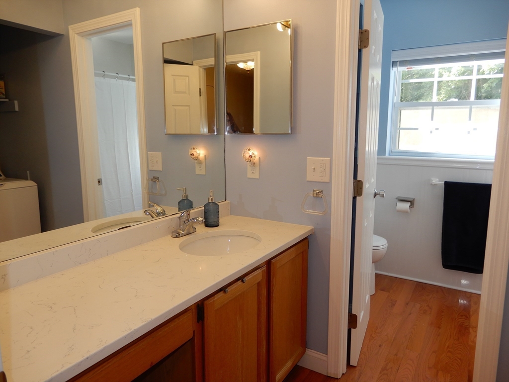 2 bed, 1 bath apartment for rent at 5 Bradshaw Ln Unit 1, Foxborough — photo 26 of 32