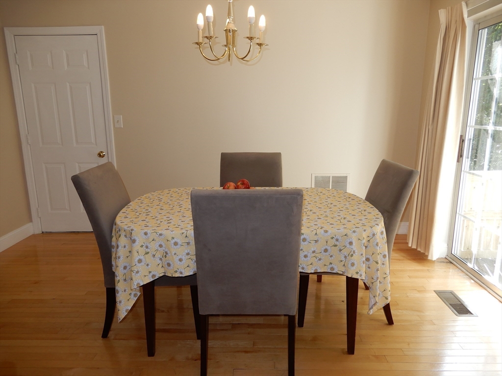 2 bed, 1 bath apartment for rent at 5 Bradshaw Ln Unit 1, Foxborough — photo 10 of 32