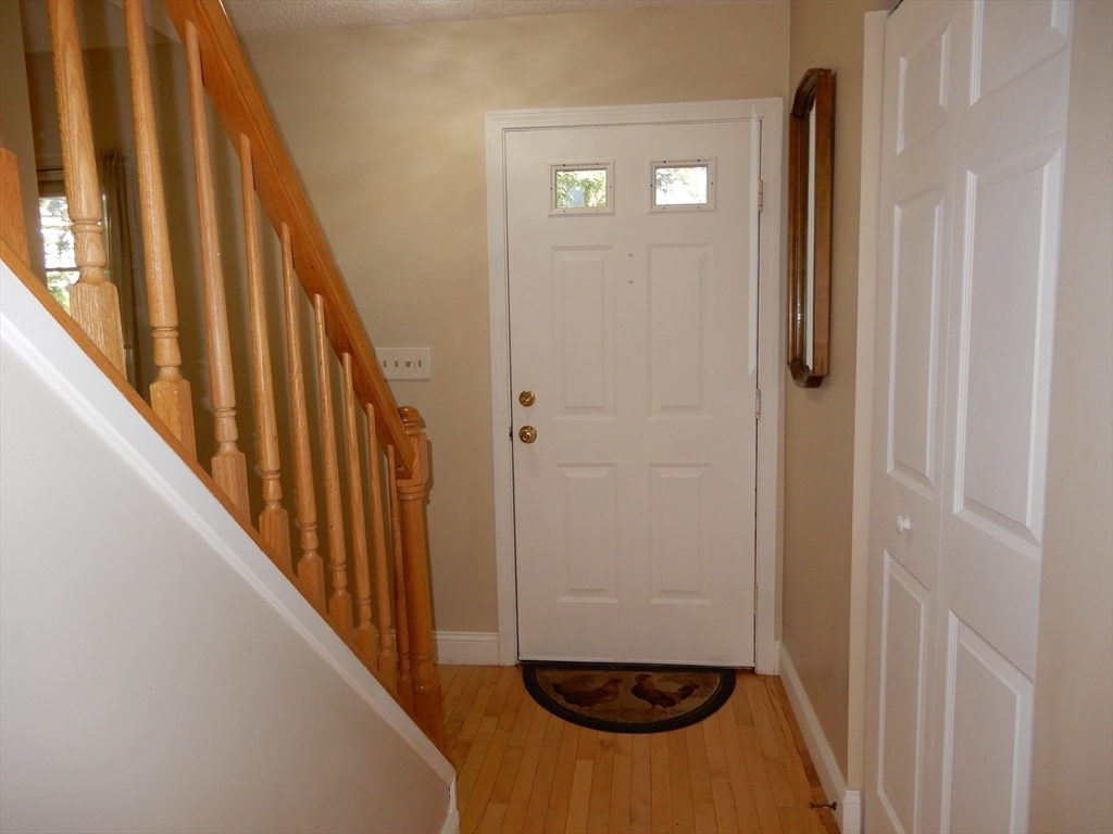 2 bed, 1 bath apartment for rent at 5 Bradshaw Ln Unit 1, Foxborough — photo 17 of 32