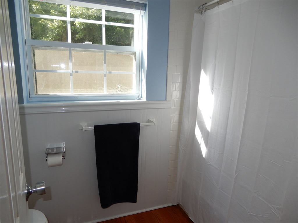 2 bed, 1 bath apartment for rent at 5 Bradshaw Ln Unit 1, Foxborough — photo 27 of 32