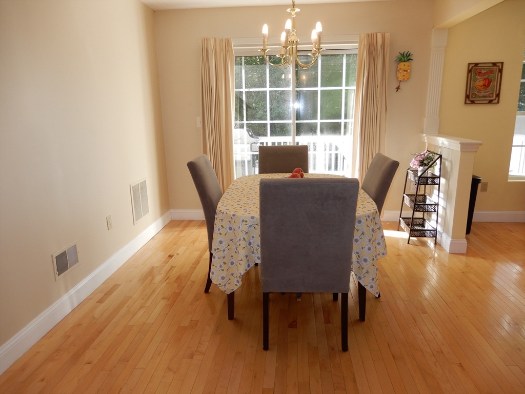 2 bed, 1 bath apartment for rent at 5 Bradshaw Ln Unit 1, Foxborough — photo 9 of 32