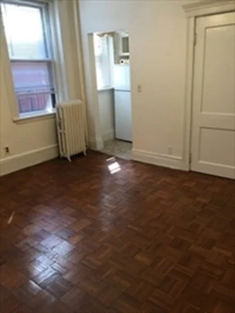 1 bed, 1 bath apartment for rent at 5 Braemore Rd Unit 10, Brighton — photo 2 of 9