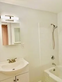 1 bed, 1 bath apartment for rent at 5 Braemore Rd Unit 7, Brighton — photo 6 of 8