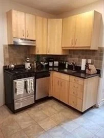 1 bed, 1 bath apartment for rent at 5 Braemore Rd Unit 7, Brighton — photo 4 of 8