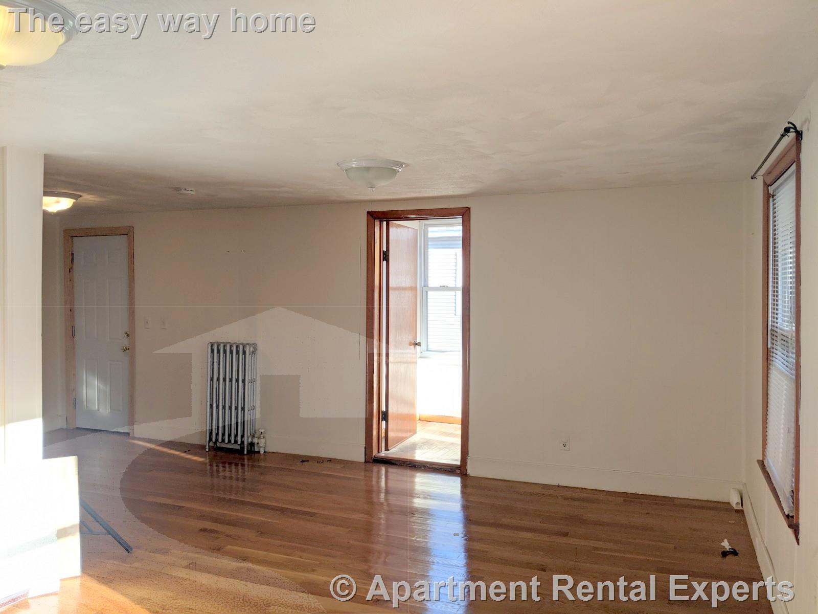 3 bed, 2 bath apartment for rent at 5 Brook St Unit 2, East Somerville — photo 5 of 28