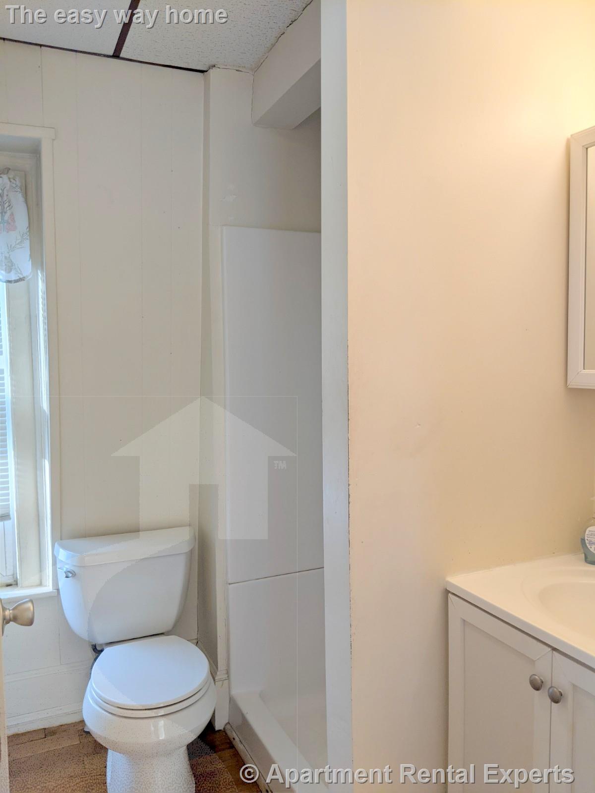 3 bed, 2 bath apartment for rent at 5 Brook St Unit 2, East Somerville — photo 15 of 28