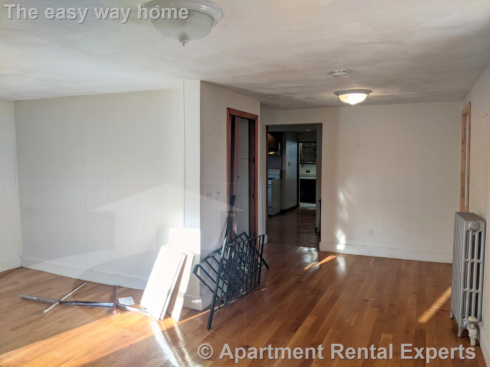3 bed, 2 bath apartment for rent at 5 Brook St Unit 2, East Somerville — photo 6 of 28