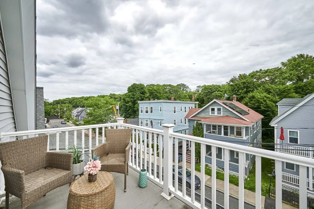 3 bed, 2 bath apartment for rent at 5 Brookvale St Unit upper unit, Boston — photo 13 of 14