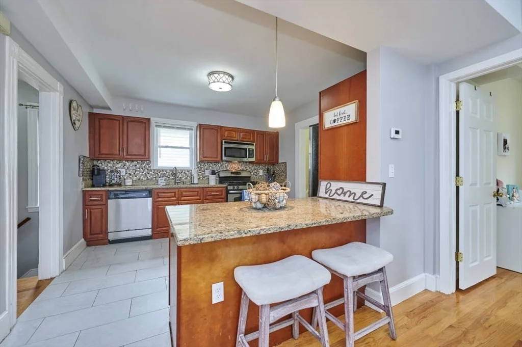 3 bed, 2 bath apartment for rent at 5 Brookvale St Unit upper unit, Boston — photo 2 of 14