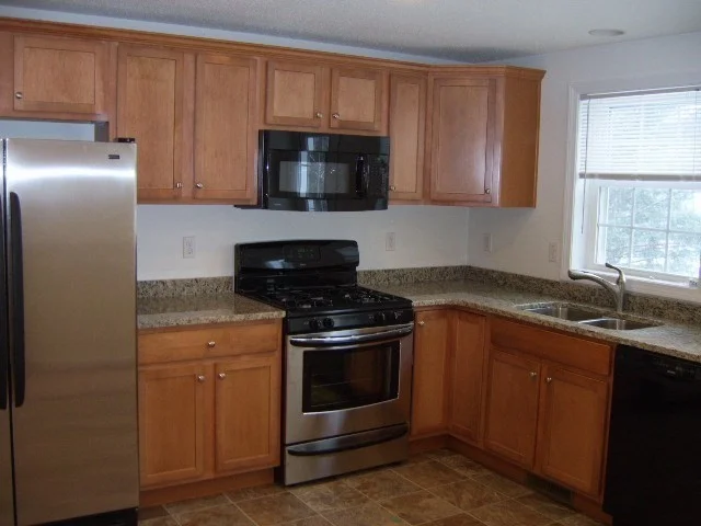 2 bed, 1 bath apartment for rent at 5 Bufton Farm Rd Unit 7, Clinton — photo 20 of 22