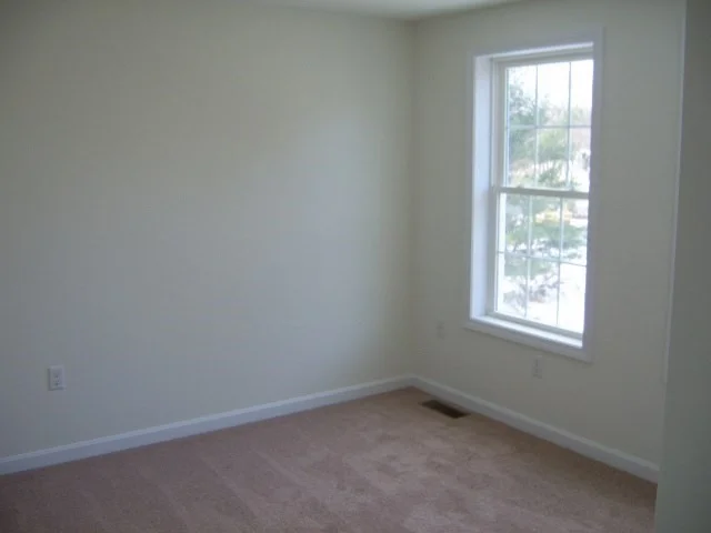 2 bed, 1 bath apartment for rent at 5 Bufton Farm Rd Unit 7, Clinton — photo 13 of 22