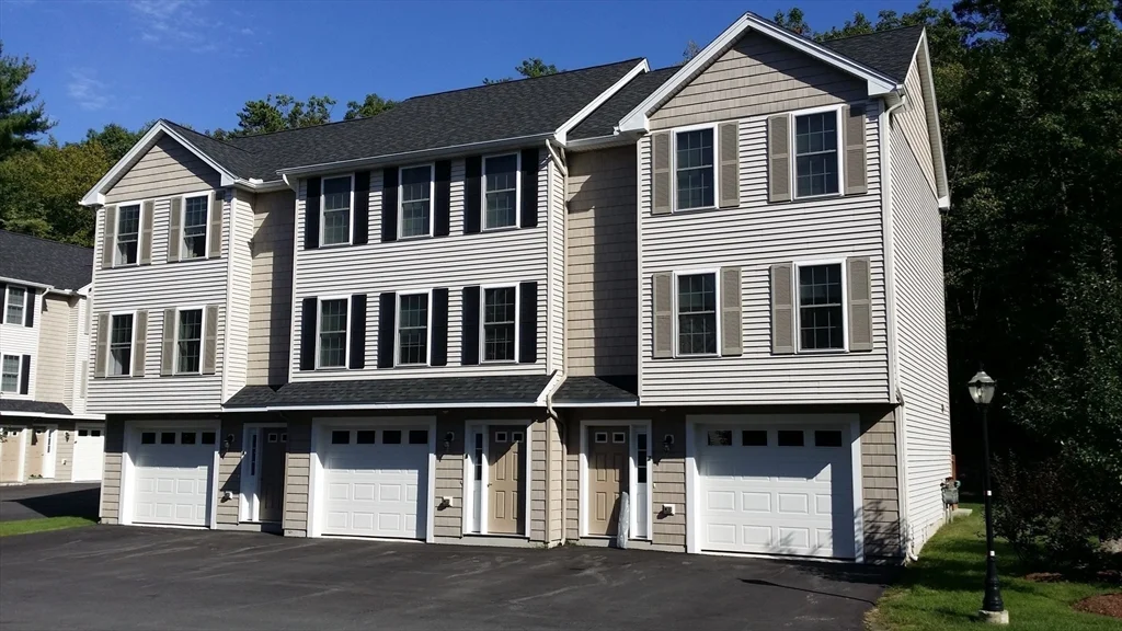 2 bed, 1 bath apartment for rent at 5 Bufton Farm Rd Unit 7, Clinton — photo 5 of 22