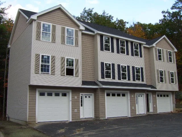 2 bed, 1 bath apartment for rent at 5 Bufton Farm Rd Unit 7, Clinton — photo 2 of 25