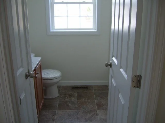 2 bed, 1 bath apartment for rent at 5 Bufton Farm Rd Unit 7, Clinton — photo 17 of 22