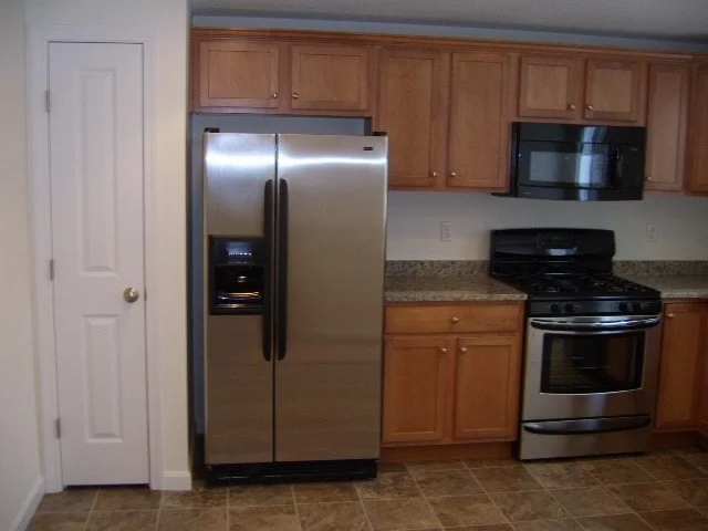 2 bed, 1 bath apartment for rent at 5 Bufton Farm Rd Unit 7, Clinton — photo 19 of 22