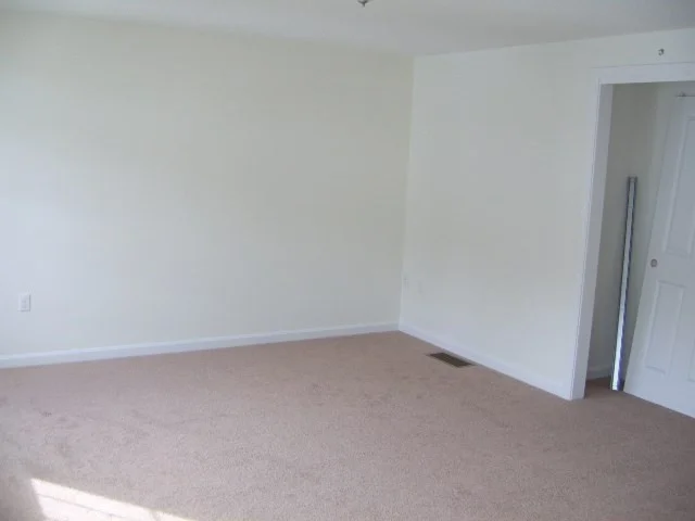 2 bed, 1 bath apartment for rent at 5 Bufton Farm Rd Unit 7, Clinton — photo 12 of 22