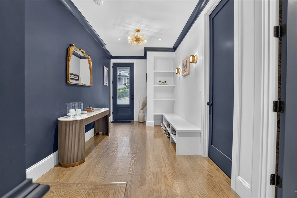 3 bed, 3 bath apartment for rent at 5 Caspian Way Unit 2, Dorchester — photo 8 of 25
