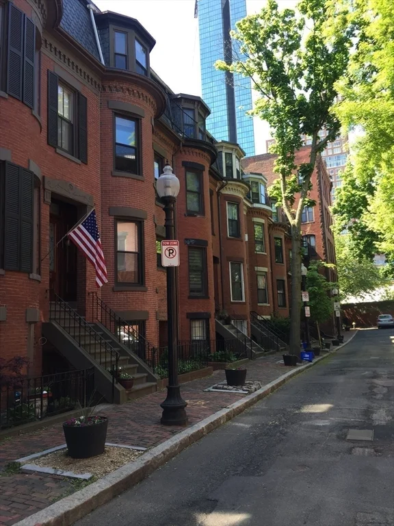 1 bed, 1 bath apartment for rent at 5 Cazenove Unit 1, South End — photo 17 of 18
