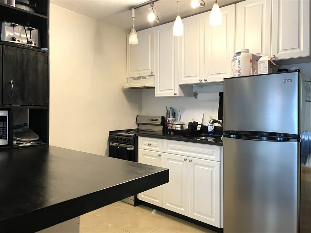 1 bed, 1 bath apartment for rent at 5 Cazenove Unit 1, South End — photo 5 of 18