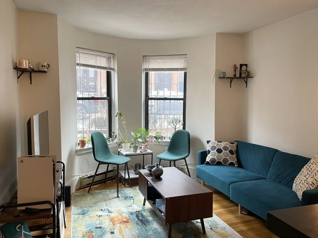 1 bed, 1 bath apartment for rent at 5 Cazenove Unit 1, South End