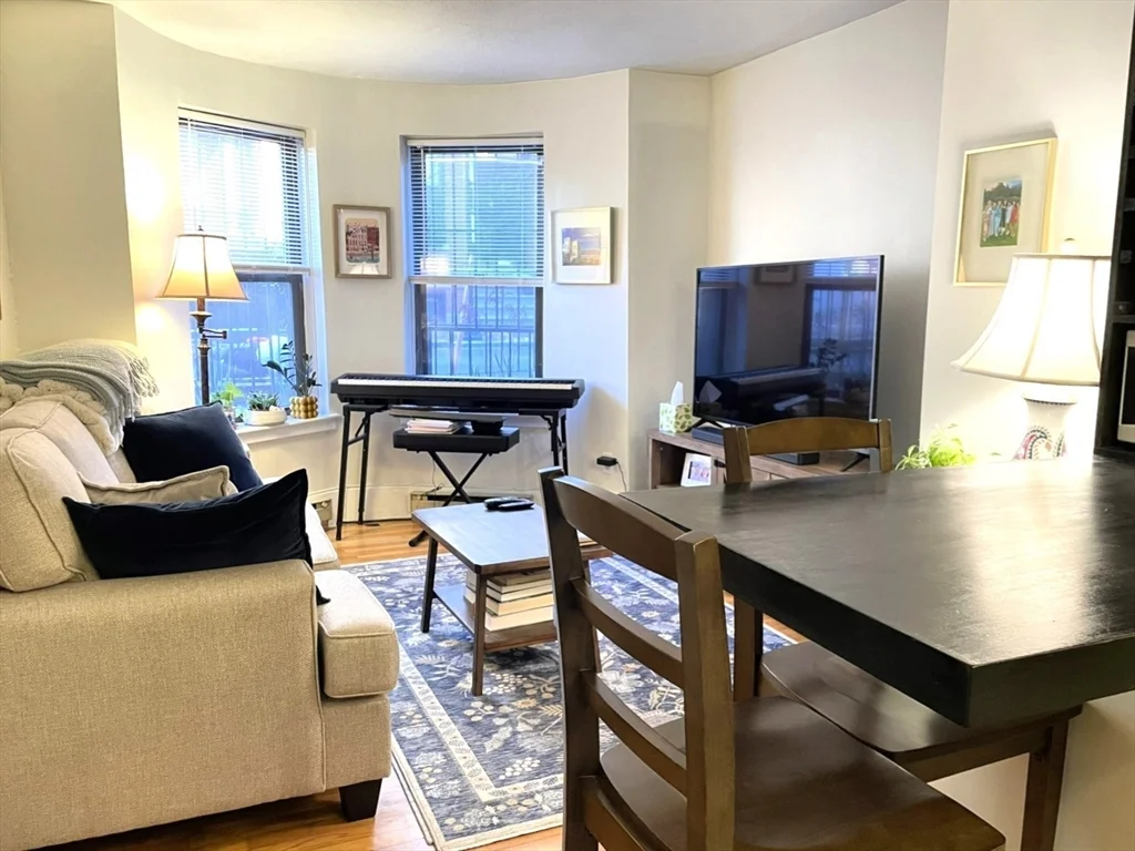 1 bed, 1 bath apartment for rent at 5 Cazenove Unit 1, South End — photo 3 of 18