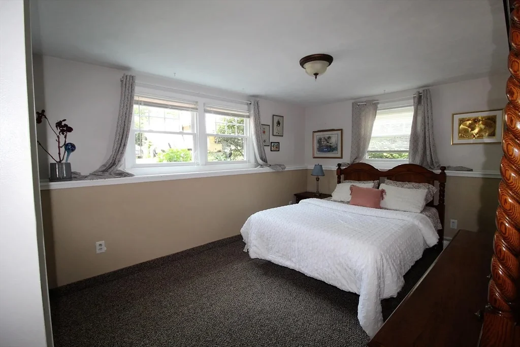 2 bed, 1 bath apartment for rent at 5 Chambers Unit 1, Worcester — photo 5 of 9