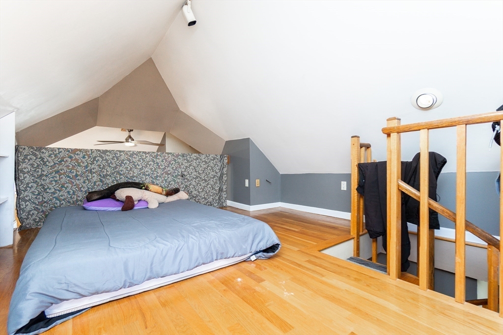 2 bed, 1 bath apartment for rent at 5 Charles St Unit 2, Winthrop — photo 10 of 14