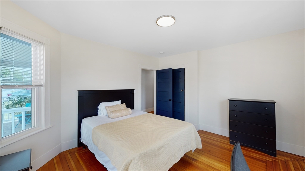 4 bed, 2 bath apartment for rent at 5 Chester Ave Unit 1, Waltham — photo 10 of 14