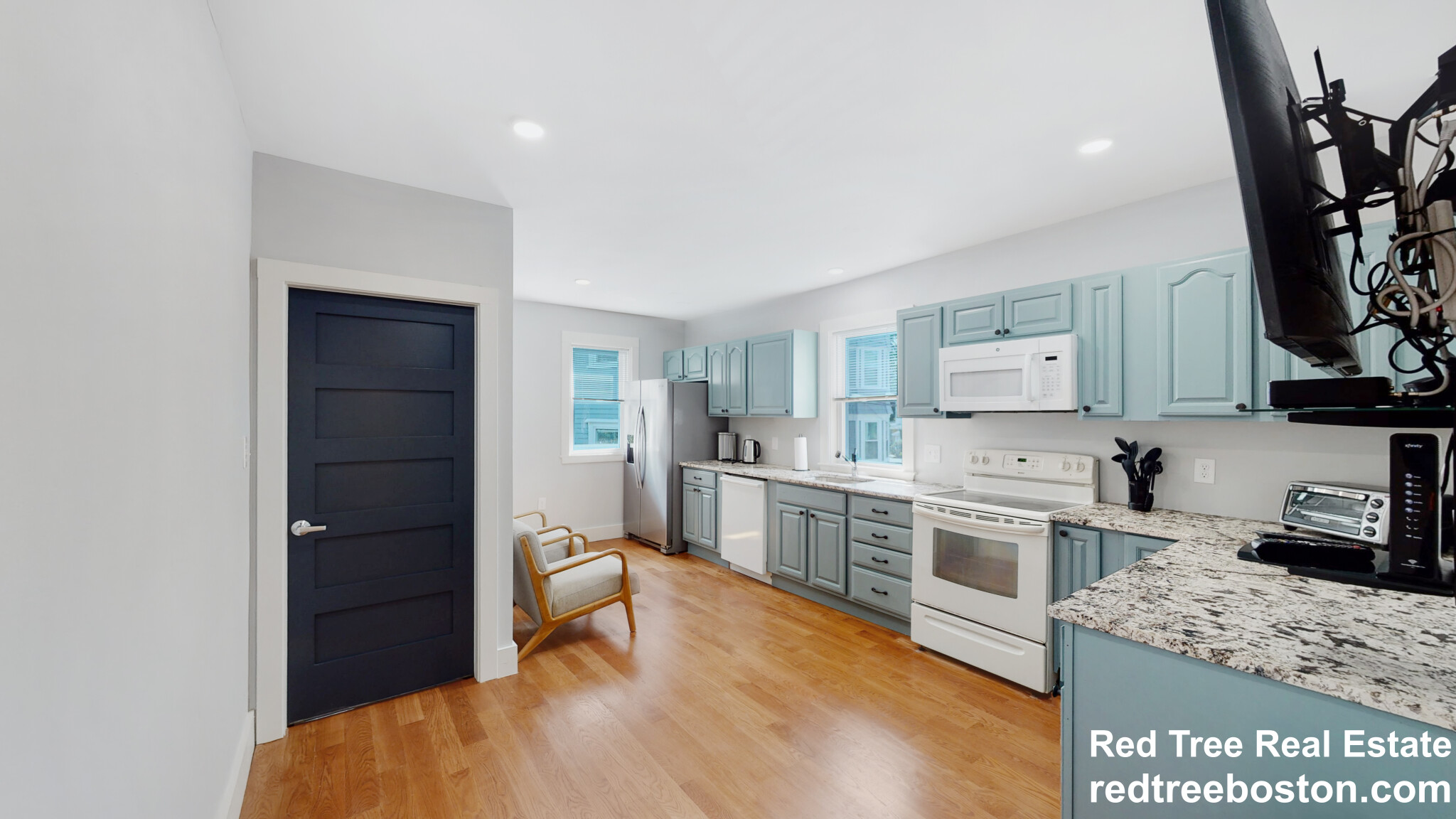 4 bed, 2 bath apartment for rent at 5 Chester Ave Unit 1, Ware — photo 2 of 17