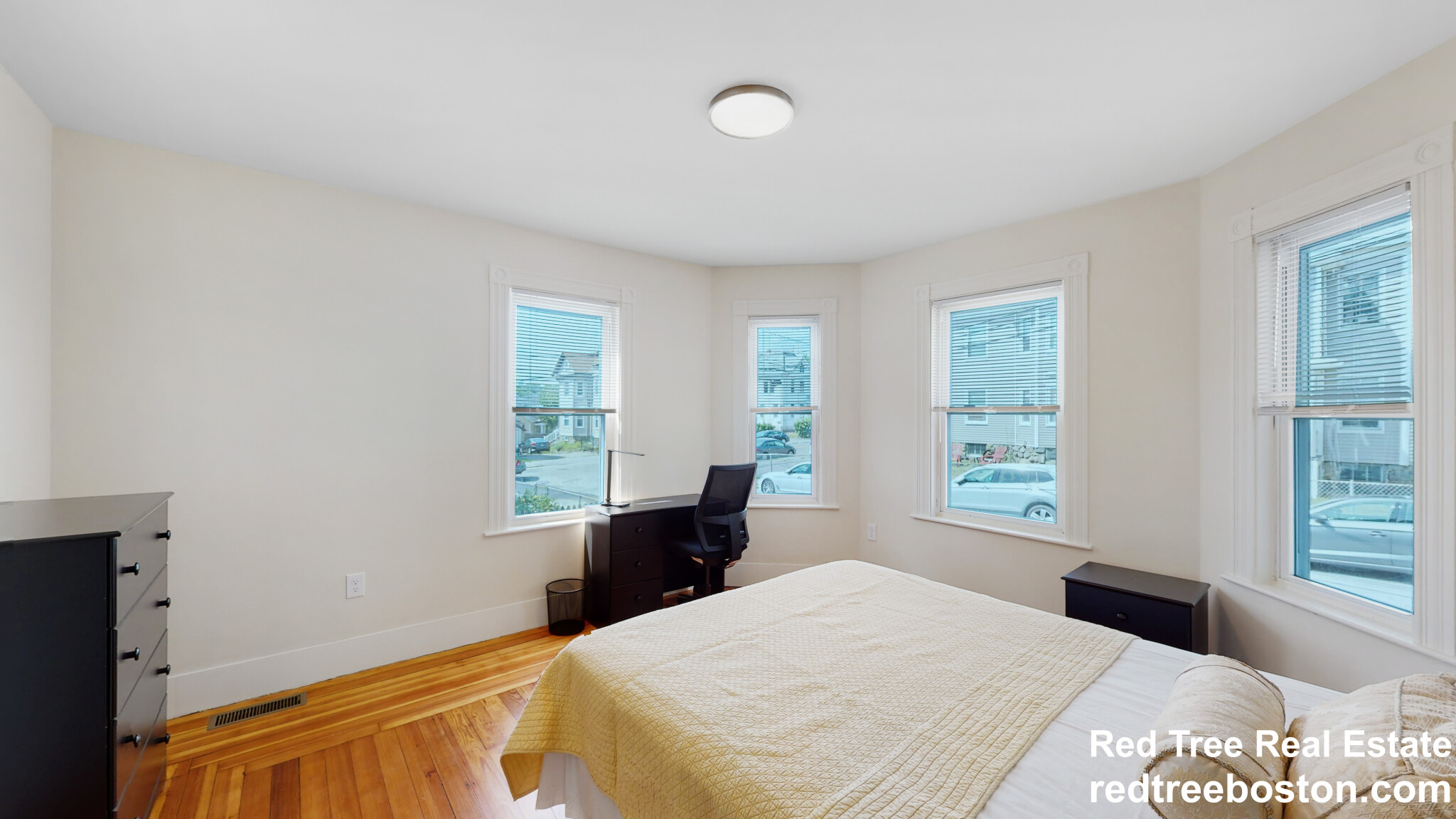 4 bed, 2 bath apartment for rent at 5 Chester Ave Unit 1, Ware — photo 6 of 17
