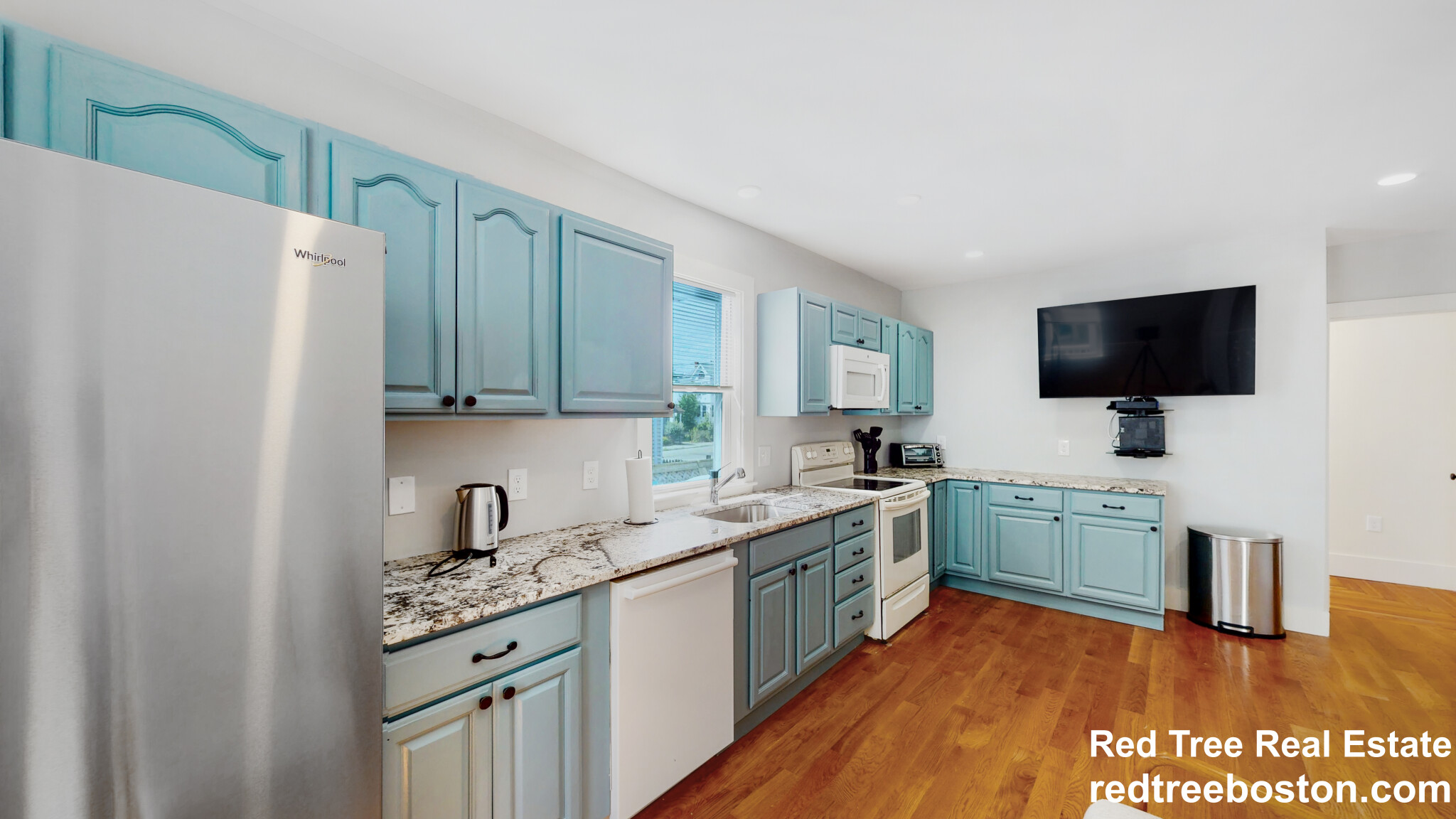 4 bed, 2 bath apartment for rent at 5 Chester Ave Unit 1, Ware — photo 1 of 17