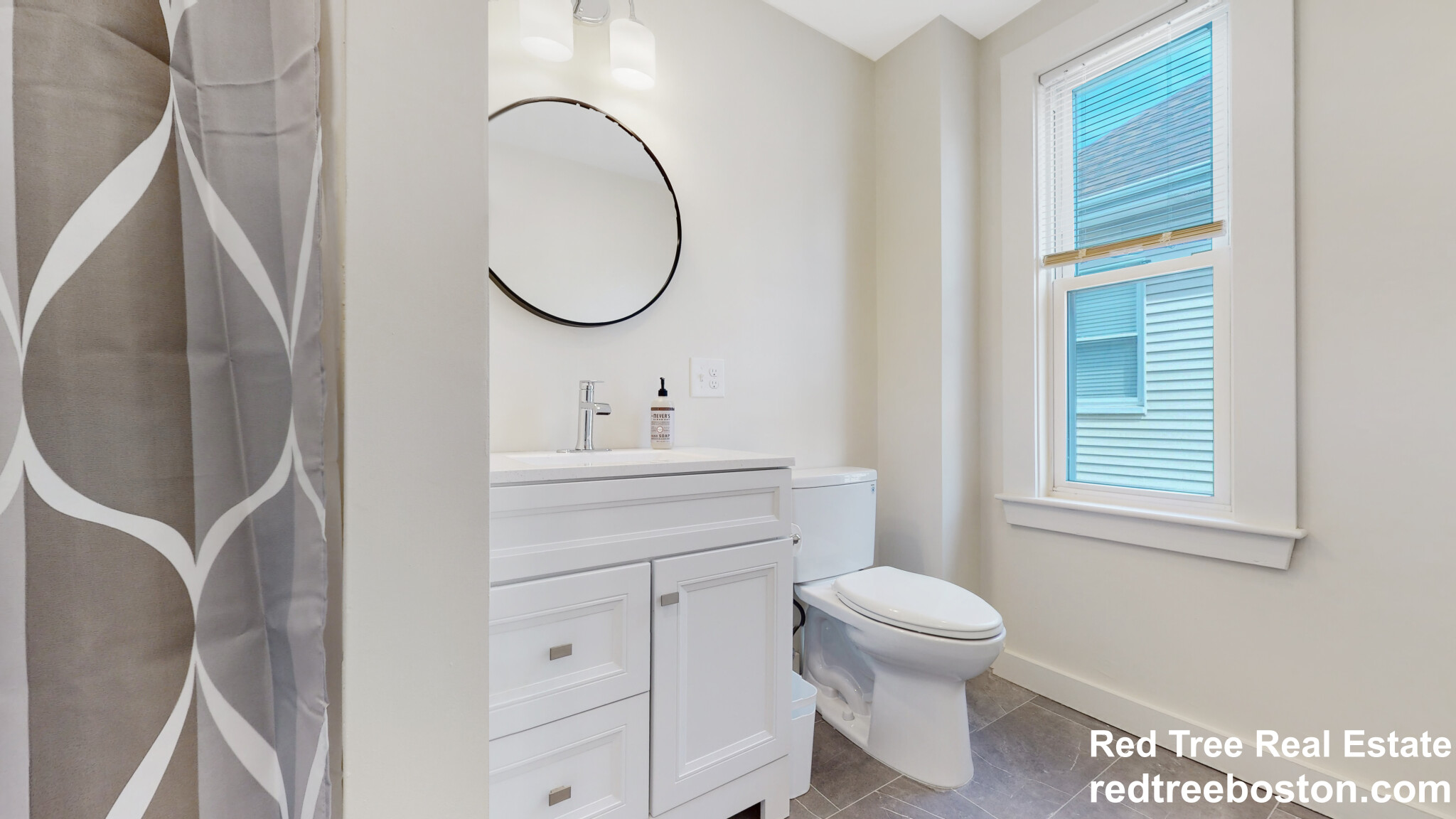 7 bed, 3 bath apartment for rent at 5 Chester Ave Unit 2, South Side — photo 14 of 21