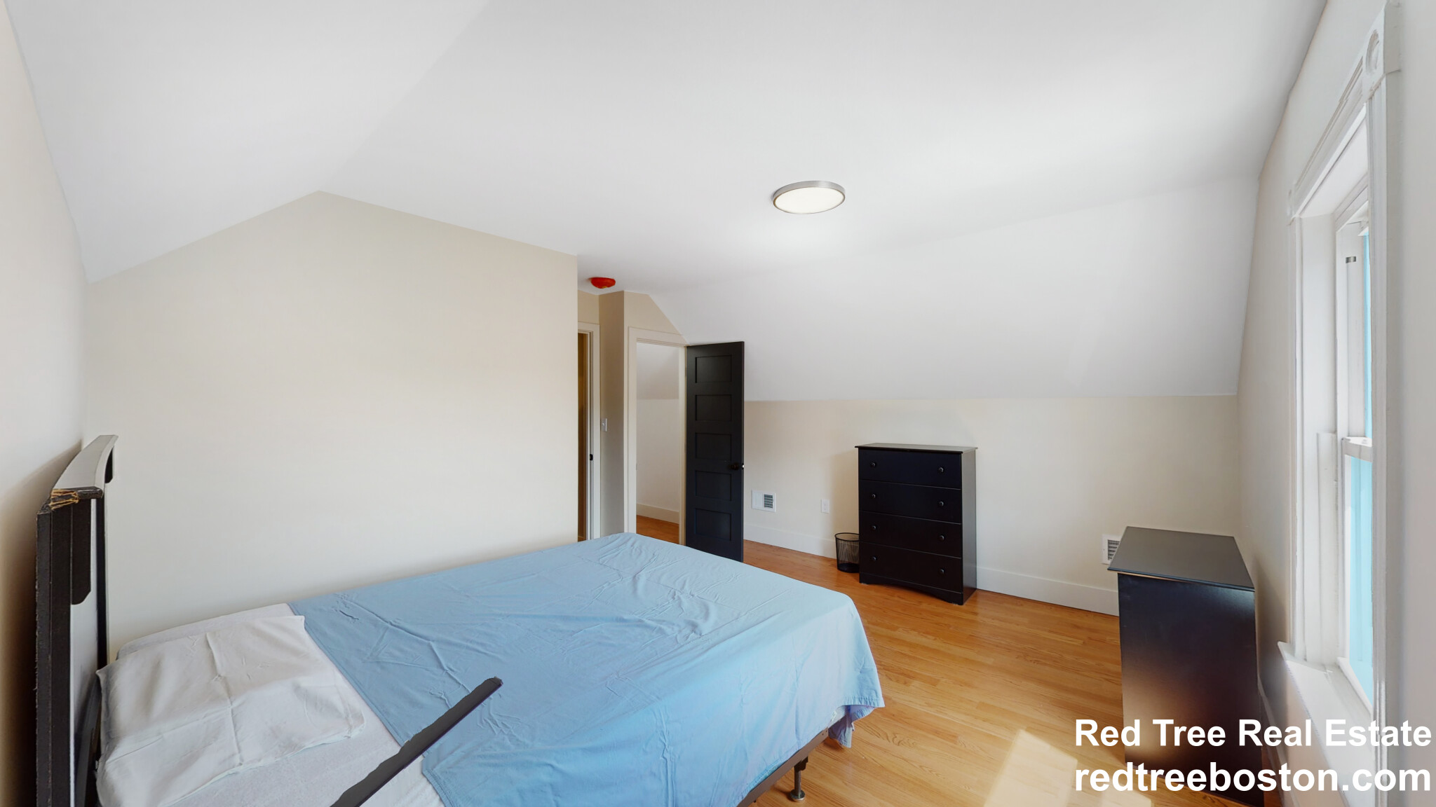 7 bed, 3 bath apartment for rent at 5 Chester Ave Unit 2, Ware — photo 11 of 21