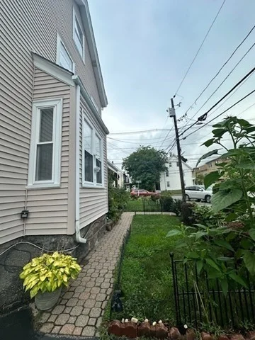 1 bed, 1 bath apartment for rent at 5 Clinton St Unit 1, Nonantum — photo 11 of 11