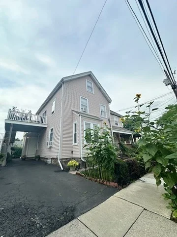 1 bed, 1 bath apartment for rent at 5 Clinton St Unit 1, Nonantum — photo 10 of 11