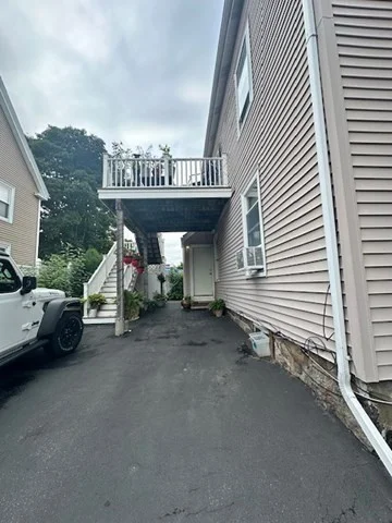 1 bed, 1 bath apartment for rent at 5 Clinton St Unit 1, Nonantum — photo 9 of 11