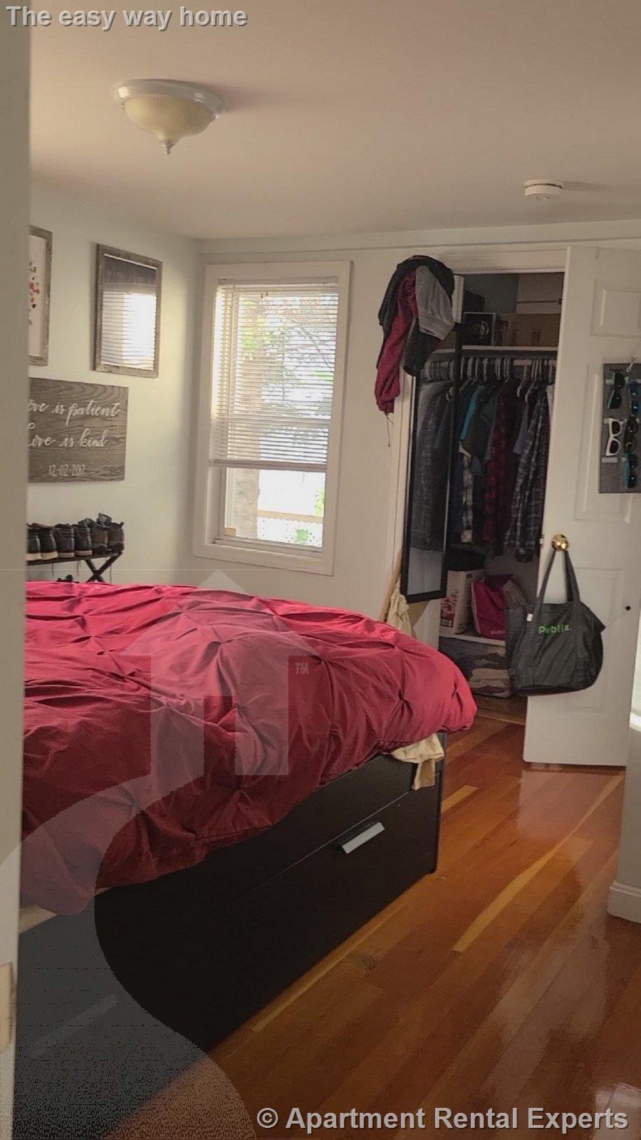 2 bed, 1 bath apartment for rent at 5 Clyde St Unit 1, Davis Square — photo 3 of 27