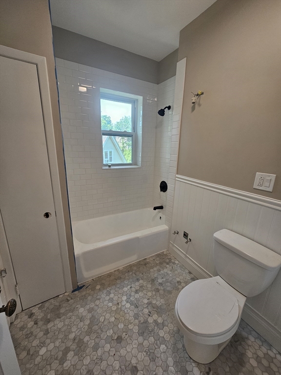 2 bed, 1 bath apartment for rent at 5 Colliston Rd Unit 7, Brighton — photo 11 of 25