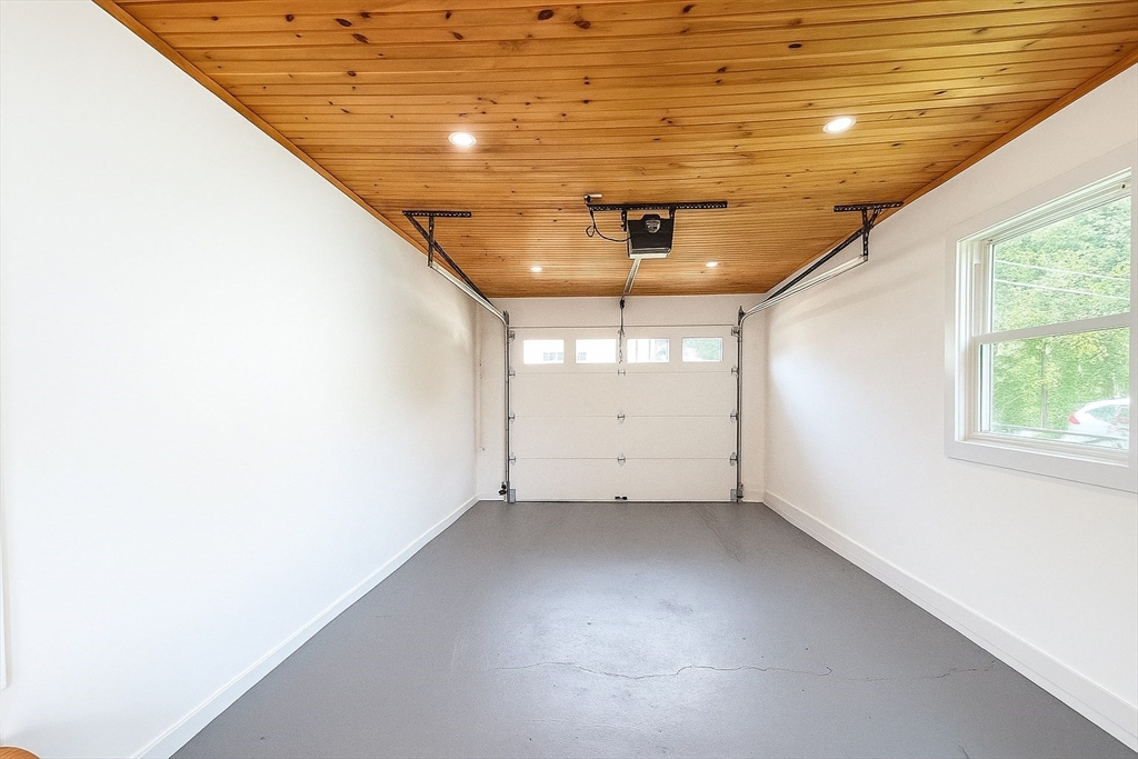 3 bed, 1 bath apartment for rent at 5 Colony Rd, Woburn — photo 20 of 25