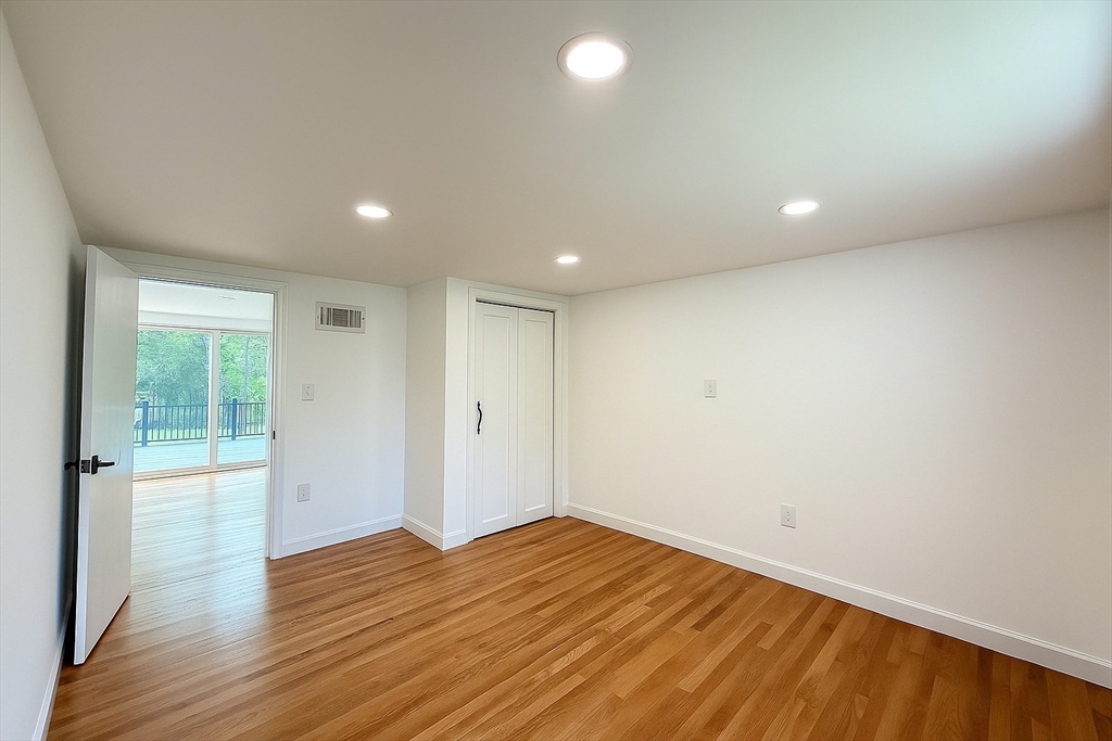 3 bed, 1 bath apartment for rent at 5 Colony Rd, Woburn — photo 17 of 25