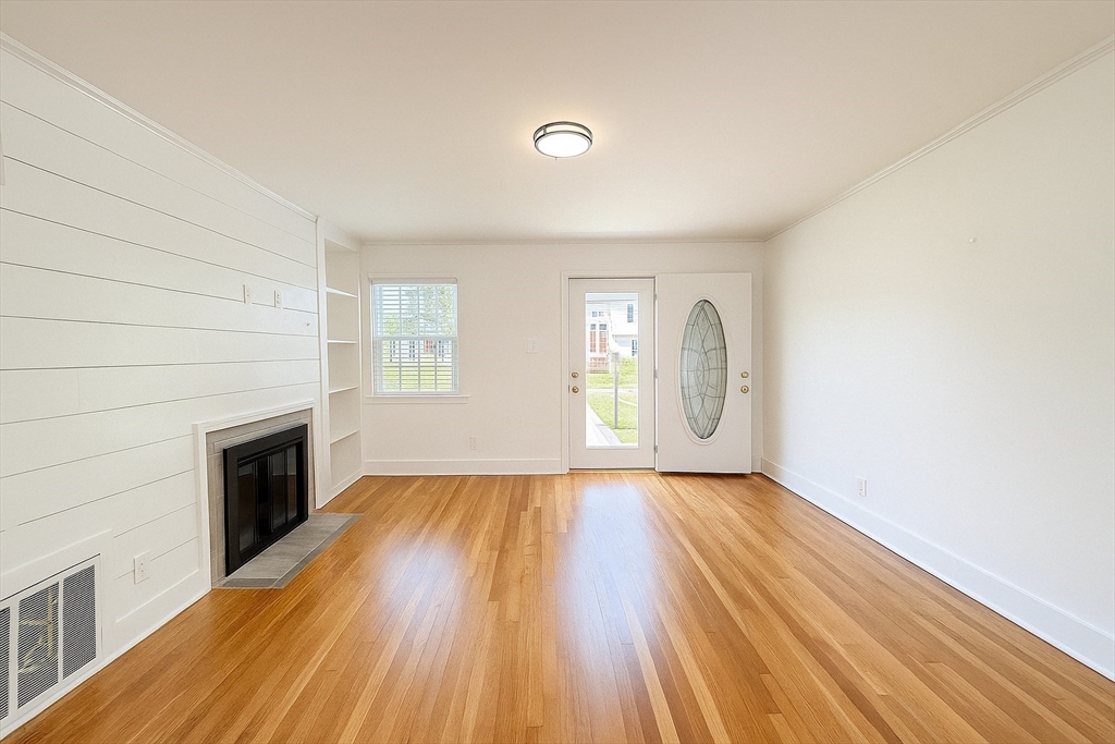 3 bed, 1 bath apartment for rent at 5 Colony Rd, Woburn — photo 12 of 25