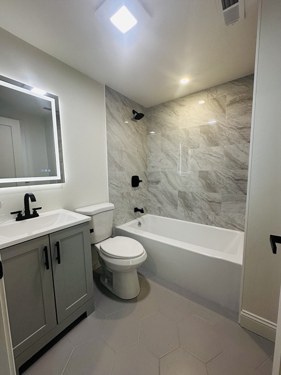 5 bed, 4+ bath apartment for rent at 5 Colorado St, Mattapan — photo 24 of 29
