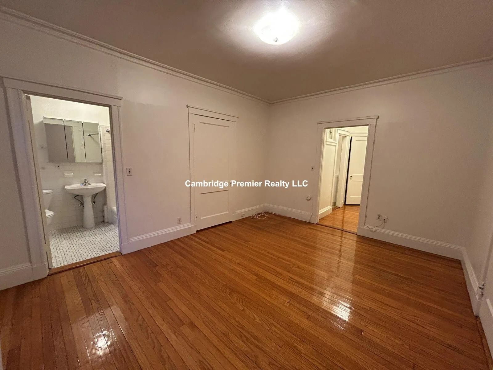 Studio bed, 1 bath apartment for rent at 5 Concord Ave Unit 25, Neighborhood Nine — photo 2 of 4