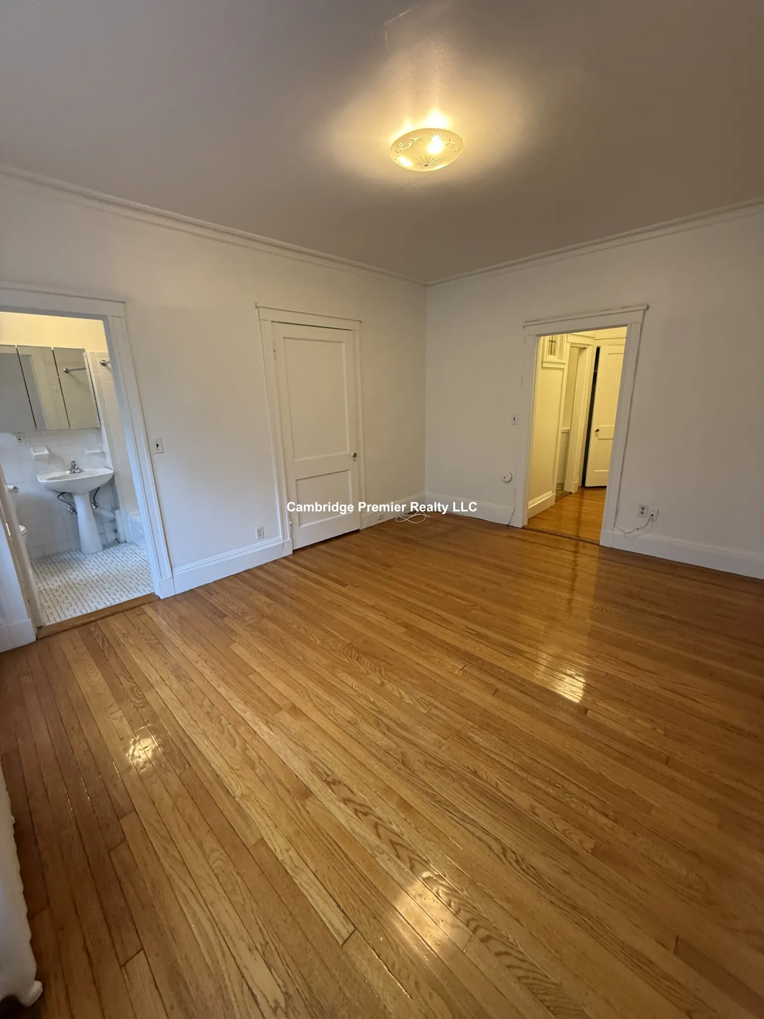 Studio bed, 1 bath apartment for rent at 5 Concord Ave Unit 26, Neighborhood Nine — photo 4 of 10