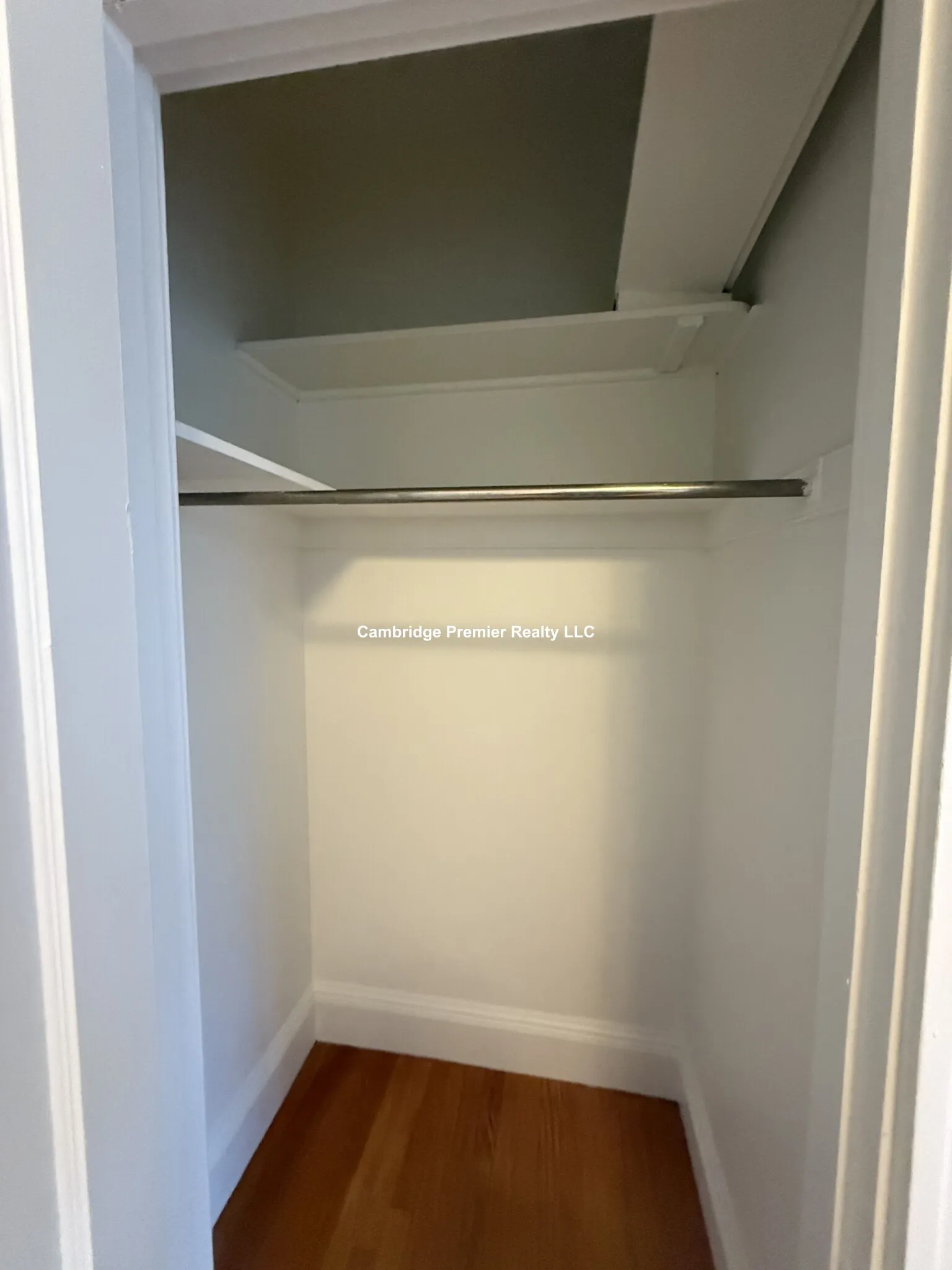 Studio bed, 1 bath apartment for rent at 5 Concord Ave Unit 26, Neighborhood Nine — photo 3 of 10