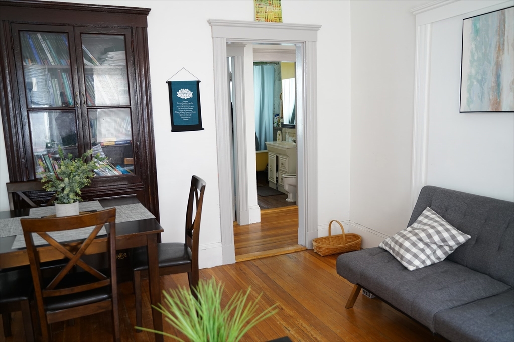 3 bed, 1 bath apartment for rent at 5 Cooney St Unit 3, Somerville — photo 4 of 16