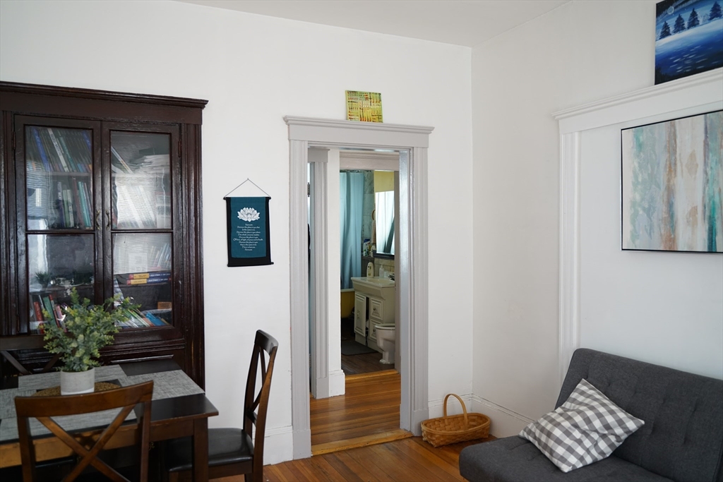 3 bed, 1 bath apartment for rent at 5 Cooney St Unit 3, Somerville — photo 3 of 16