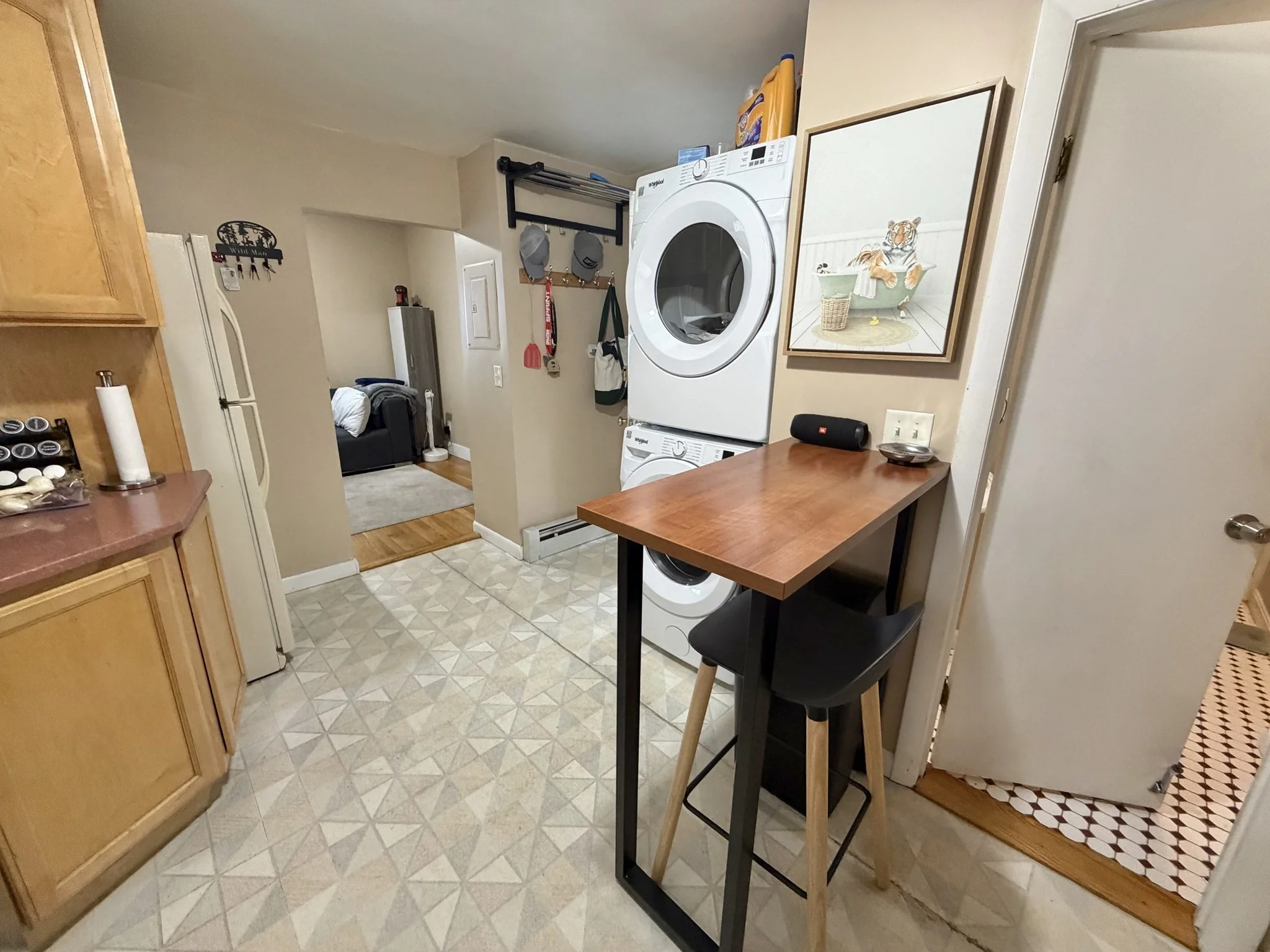 1 bed, 1 bath apartment for rent at 5 Cottage Ln Unit 1, Watertown — photo 6 of 17
