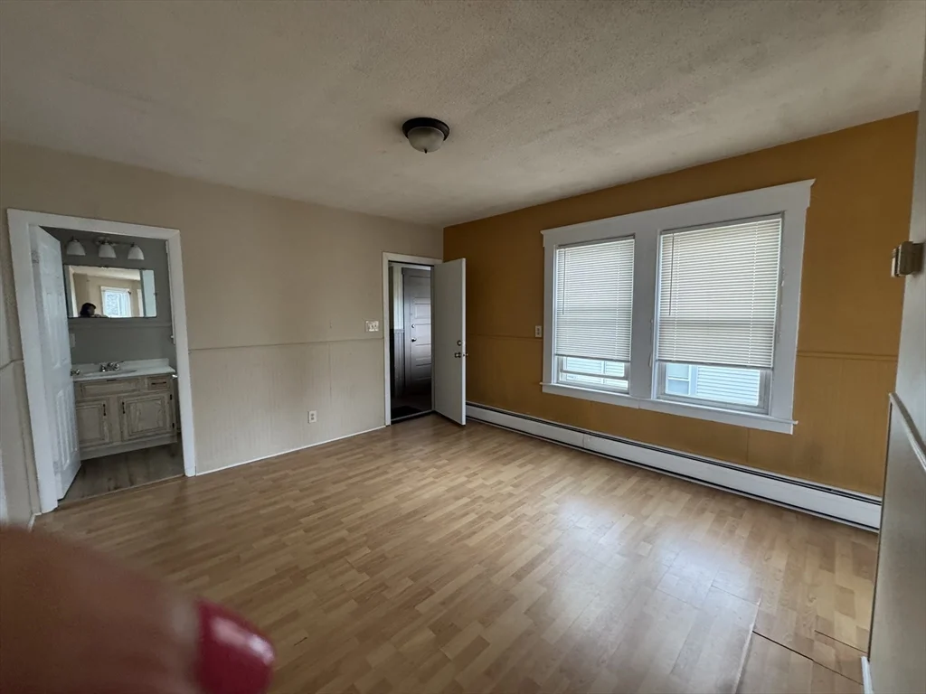 2 bed, 1 bath apartment for rent at 5 Cove Rd Unit 2, Braintree Highlands — photo 5 of 24