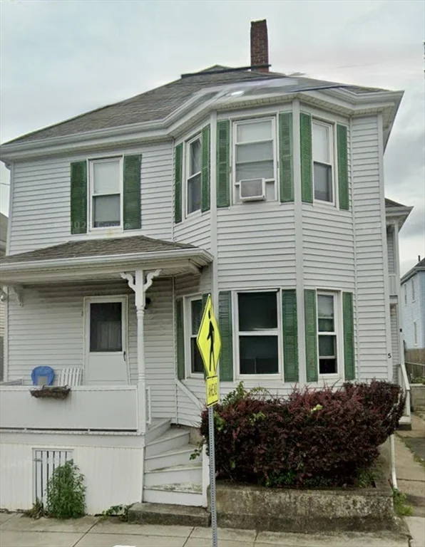 2 bed, 1 bath apartment for rent at 5 Cove Rd Unit 2, Braintree Highlands — photo 1 of 24
